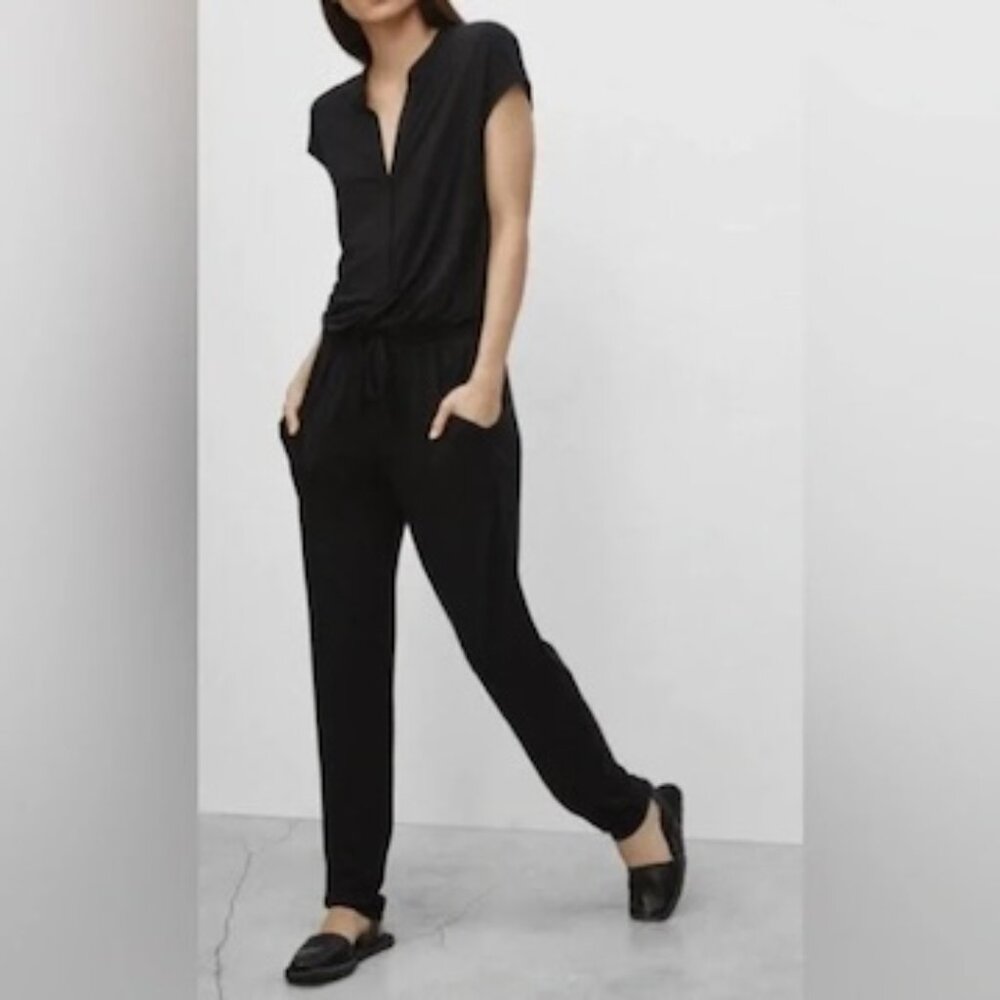 Aritzia Babaton Donnie short sleeve jumpsuit small black